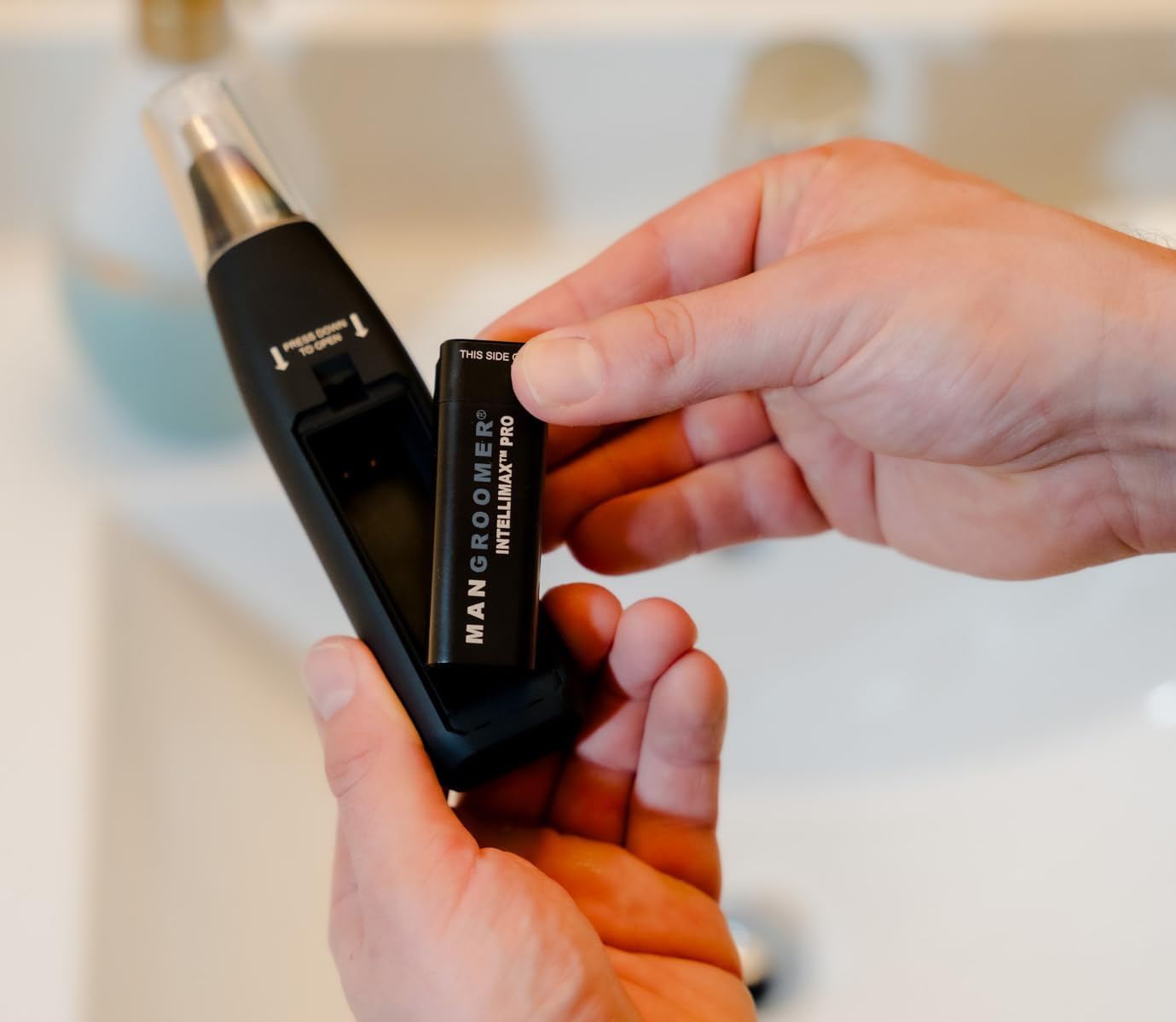 INTELLIMAX™ PRO Nose and Ear Trimmer with an Extra Rotary TIP and Blade
